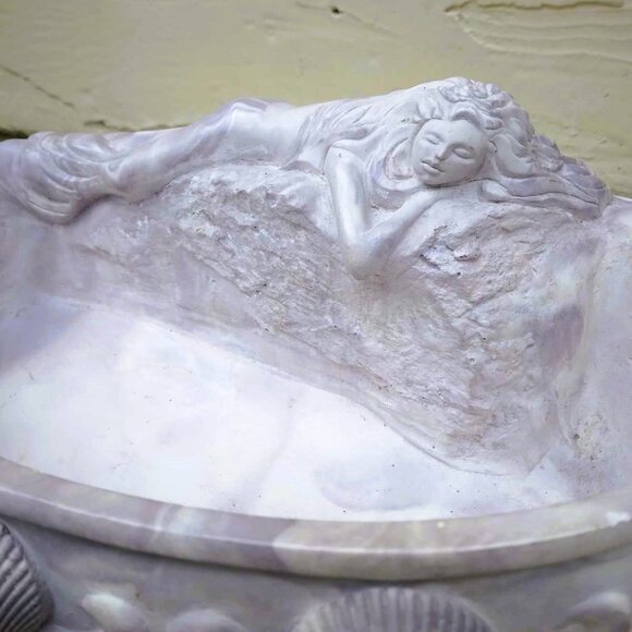 Sculpted Reclining Mermaid with Shells on Oval Carved Soapstone Trinket Dish - Picture 4 of 11